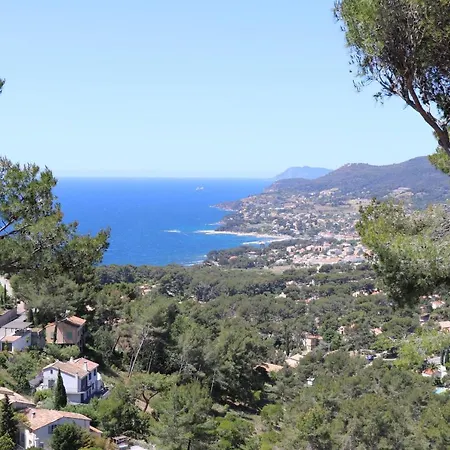 D'hotes Mesomax Guest house 4*